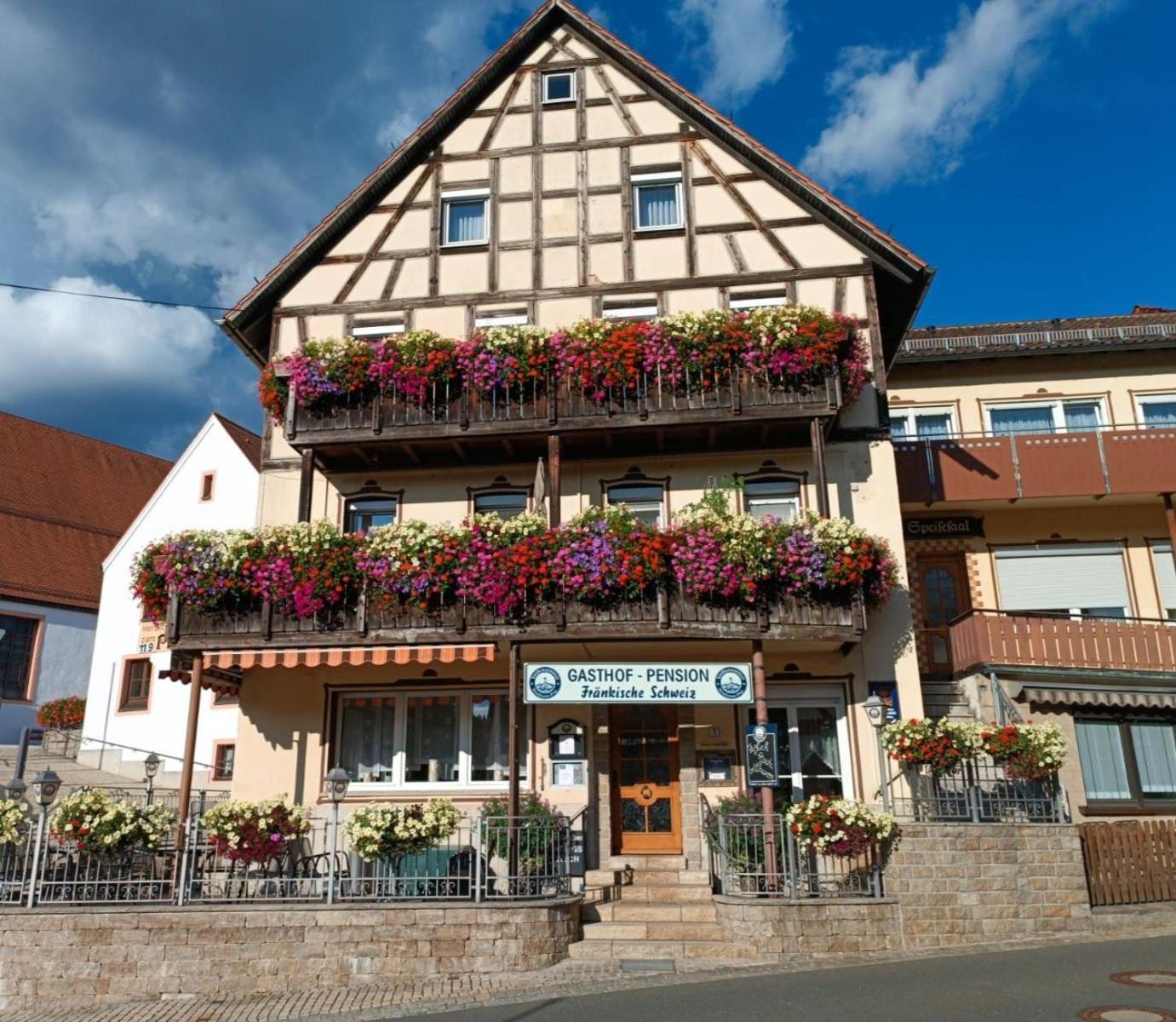 Gasthof-Pension Fraenkische Schweiz Obertrubach Exteriör bild